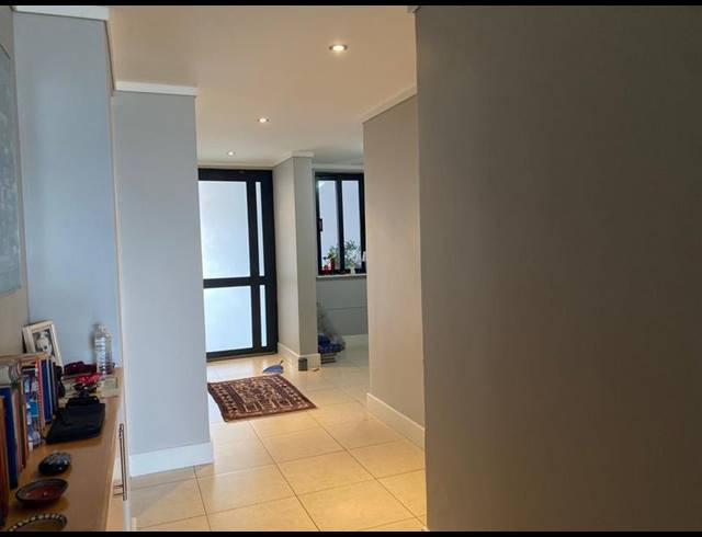 2 BEDROOM PROPERTY TO RENT IN BLOUBERGSTRAND